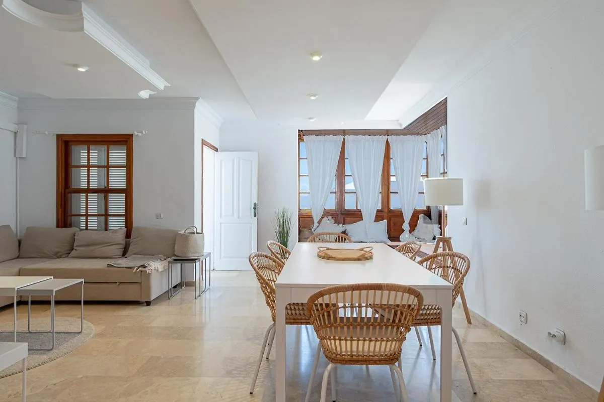 Holiday home Beach House La Caleta